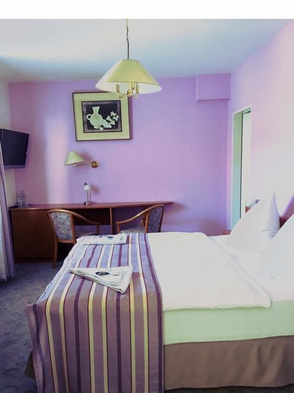 Eckartsberga Hotel Am Markt מראה חיצוני תמונה